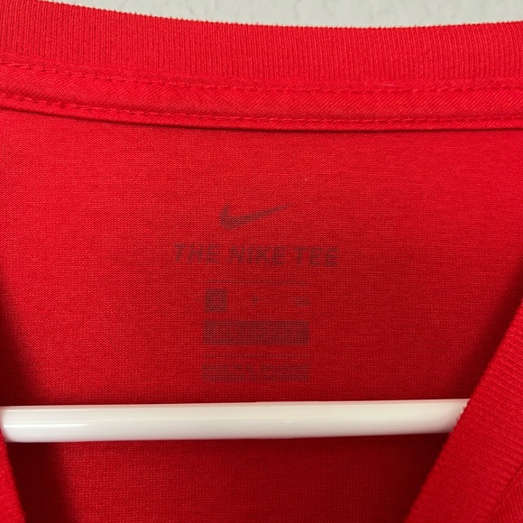 Red and Blue Nike dri-fit pack - Picture 5 of 6
